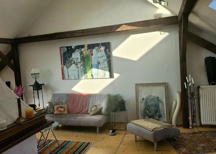 Artistic Romantic Central Loft I Self Checkin